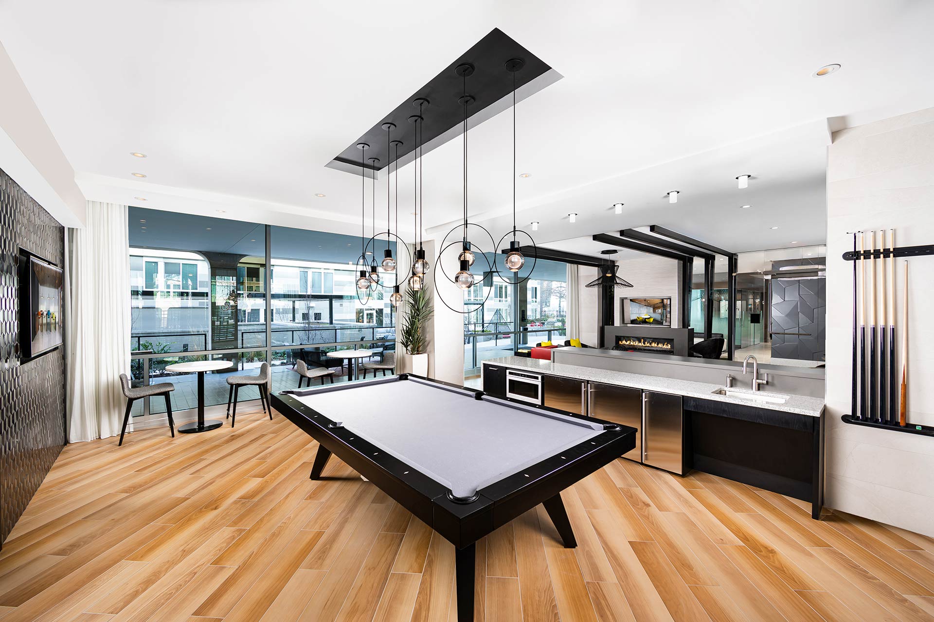 Modern on M's amenities suite makes it fun to work, play, create and thrive.